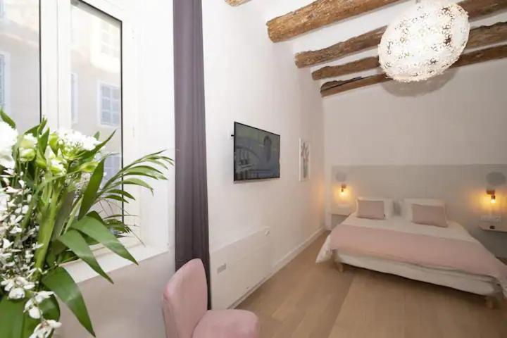 Design Suite Vieux Port Appartement Tout Equipe Climatise Marseille Exterior photo