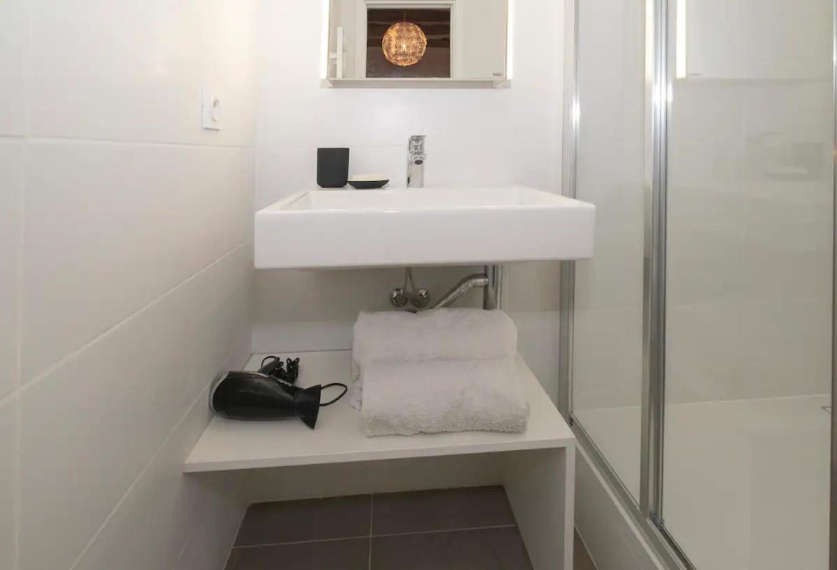 Design Suite Vieux Port Appartement Tout Equipe Climatise Marseille Exterior photo