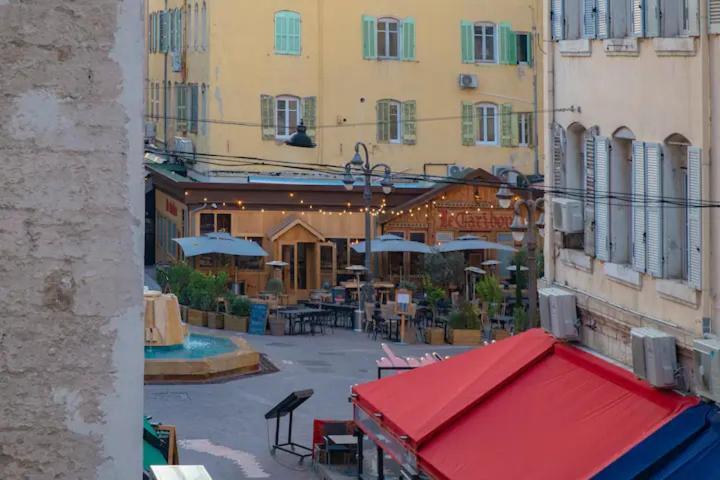 Design Suite Vieux Port Appartement Tout Equipe Climatise Marseille Exterior photo